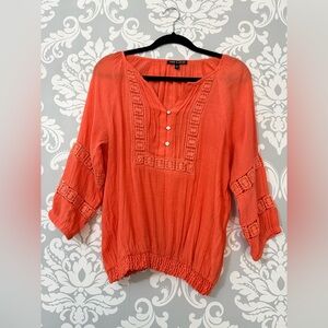 4/$25 • Cable & Gauge Coral Lace Detail Blouse